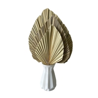 Arrangement de fleurs séchées fait main LUYI avec éventail en cattail et feuilles de fer - Décoration murale festive en forme de cœur