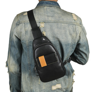 Sac de poitrine en cuir véritable pour homme, noir uni, sac bandoulière tendance pour les loisirs et les voyages, été 2025 - Product Image 2