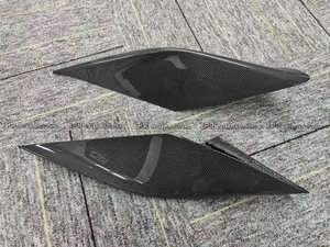 Cubierta de Ventilación Trasera de Alta Calidad para Ferrari F8, Estilo OEM, Material de Carbono Seco - Product Image 3