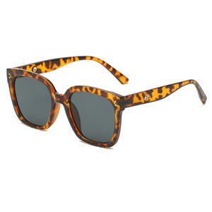 Gafas de Sol Polarizadas Unisex de Lujo, Diseño Cuadrado de Acetato, Ligeras, Protección UV400, Alta Calidad, Tendencia 2026 - Product Image 3
