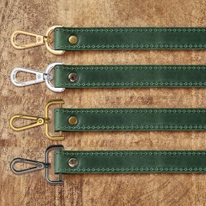 YELARXI Mousquetons pivotants, mousquetons à ressort détachables avec vis, anneaux en D, crochets à griffes avec tournevis, adaptés pour cordons, sacs et articles en cuir - Product Image 5