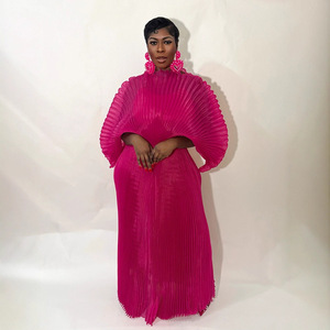 <span class=keywords><strong>Robe</strong></span> Plissée Miyake Longue <span class=keywords><strong>Grande</strong></span> <span class=keywords><strong>Taille</strong></span> Africaine Haut de Gamme, Effet Amincissant, Plis Irréguliers, pour Femmes Jusqu'à 100 kg - Product Image 3
