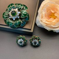 Set Perhiasan Bros dan Anting TIANSHE Fashion Mewah Vintage Hijau Motif Bunga Tanaman dengan Teknik Drip Oil, Pin Elegan dan Berkelas