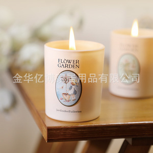 Flower Garden Scented Candle Cylinder Natural Fragrance Home Decor Gift - Product Image 2