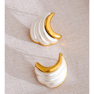 JINYOU 2888 <span class=keywords><strong>Orecchini</strong></span> a Perno Vintage in Acciaio Inox Placcato <span class=keywords><strong>Oro</strong></span> a Forma di <span class=keywords><strong>Mezzaluna</strong></span> con Perla Eleganti <span class=keywords><strong>Orecchini</strong></span> Curvi da Donna - Product Image 3