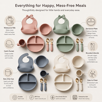 Ensemble d'alimentation pour bébé en silicone personnalisé OEM avec couverts en acier inoxydable et bavoir à nœud papillon pour la vente en gros