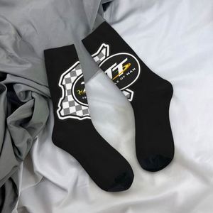 Chaussettes <span class=keywords><strong>de</strong></span> course <span class=keywords><strong>de</strong></span> <span class=keywords><strong>moto</strong></span> personnalisées ODM Isle <span class=keywords><strong>Man</strong></span> TT unisexes, chaussettes <span class=keywords><strong>de</strong></span> course mignonnes, antibactériennes, respirantes, en spandex/polyester/coton - Product Image 4