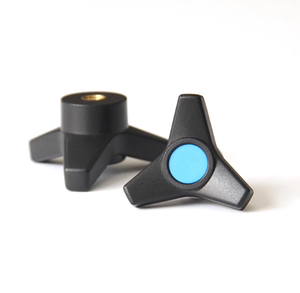 Perillas de plástico de nylon en forma de T, perillas de estrella, perillas de bola triangulares, perillas de baquelita para máquinas - Product Image 1