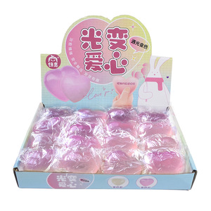 Juguete de malta en forma de corazón: Juguete de alta calidad que cambia de color y alivia el estrés - Product Image 5