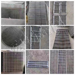 Grillage soudé en acier inoxydable 304/201 personnalisé, tissage simple, plaque de drainage des eaux de pluie pour clôture de ferme HONGYANG - Product Image 4