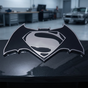 Hanwell - Placa Decorativa Metálica Cromada de Superman de DC Comics, Reutilizable, Adhesivo de Espuma 3M Resistente a la Pintura, para Vehículos - Product Image 2