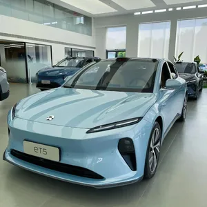 ยานพาหนะพลังงานใหม่ของผู้ผลิตจีน 100kW รุ่น Touring เกวียนไฟฟ้า 4 ล้อ Nio ET5 รถยนต์และคุณภาพสูง