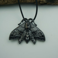Collier Pendentif Papillon Gothique Noir Ailes Sombres Charme Insecte Victorien Bijou Argenté Effrayant pour Femmes Hommes Cadeau Halloween Gothique