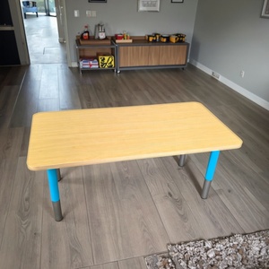 Vente directe d'usine Ensemble de meubles multifonctionnels en bois pour enfants pour la chambre d'enfant ou le salon avec table - Product Image 2