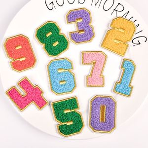 Nouvelle Patch Numérique en Chenille Dorée Exquise à Thermocoller pour la Décoration de Vêtements et Sacs - Product Image 1