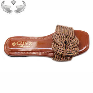 Vente en Gros : <span class=keywords><strong>Sandales</strong></span> Plates Durables à Strass pour Femmes – Légères, Vente Directe Usine - Product Image 4