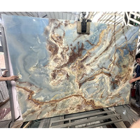 Dalle de pierre d'onyx bleu translucide naturelle rétroéclairée par LED pour mur vidéo