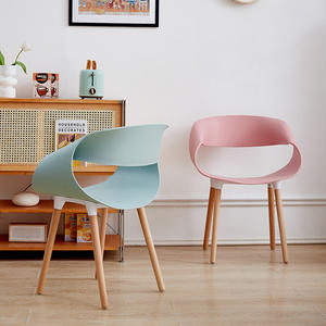 Silla de Comedor de Plástico Ligera, Diseño Moderno, para Hogar, Cafetería, Bar, Uso Adulto - Product Image 1