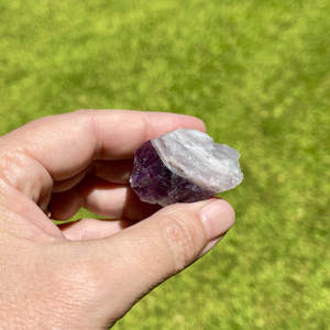 Piedra Natural Púrpura de Ensueño al por Mayor, Cristal Púrpura en Bruto para Decoración del Hogar, Fabricación de Joyas y Colección de Minerales - Product Image 3