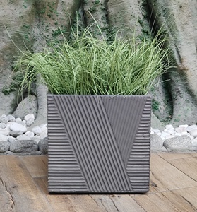 Bac à plantes carré en béton GRC <span class=keywords><strong>l</strong></span>éger, enduit <span class=keywords><strong>d</strong></span>'époxy, moderne, résistant aux UV, respectueux <span class=keywords><strong>de</strong></span> <span class=keywords><strong>l</strong></span>'environnement, résistant au froid, pour la maison et le jardin - Product Image 5