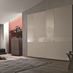 <span class=keywords><strong>Armadio</strong></span> scorrevole a 2 <span class=keywords><strong>ante</strong></span> moderno su misura con finitura laccata lucida, <span class=keywords><strong>ante</strong></span> in MDF, mobili da camera da letto allungabili - Product Image 3