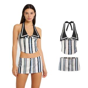 Nouveautés : Ensemble d'été pour femme, chemise sans manches et mini-jupe moulante avec col suspendu et sac contrastant à rayures - Product Image 1