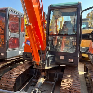 Excavadora Usada Doosan DH55, Mini Excavadora Usada Doosan Daewoo DH55, Excavadora de Orugas Usada de 5.5 Toneladas, Corea, Isuzu en Venta - Product Image 3