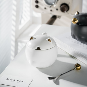 Mug en céramique mignon en forme de chat avec couvercle et cuillère, ensemble de trois pièces pour café, thé, boissons, cadeau - Product Image 3