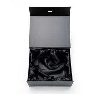 Caja de Regalo Magnética Rígida de Lujo Personalizada para Cosméticos y Joyería con Forro de Satén, Grabado, Laminación Mate y Reciclable - Product Image 3