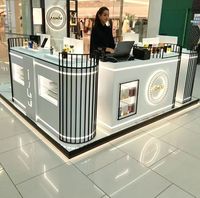 Vitrine d'exposition LED en aluminium Funroad avec verre trempé pour usage commercial, magasins de détail, grands magasins, expositions de bijoux