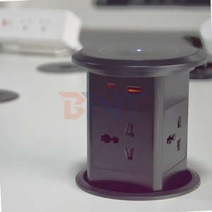 新しい空気圧リフトポップアップソケット米国英国ユニバーサル4面マウントデスクトップソケットトップ15Wワイヤレス充电ポップアップソケット - Product Image 2