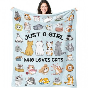 Couverture en flanelle à motifs de chats de dessin animé mignons, couverture de sieste légère et résistante à la décoloration pour les voyages et le camping, impression personnalisée OEM ODM Y - Product Image 2