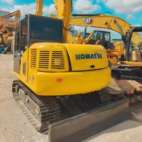 Excavatrice compacte KOMATSU PC70-8 modèle 2024 de 7 tonnes avec moteur et transmission pour une puissance maximale, une précision de creusement et une efficacité élevée