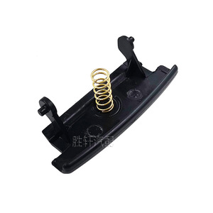 Cierre de plástico para la tapa del reposabrazos delantero central del Audi A1, compatible con los modelos 8X1 de 2012 a 2018 - Product Image 3