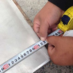 Plaque d'acier inoxydable du prix usine SUS <span class=keywords><strong>AISI</strong></span> <span class=keywords><strong>304</strong></span> <span class=keywords><strong>316L</strong></span> 310S 316Ti 317L 430 410S 3Cr12 420 2B No.1/feuille plaque inoxydable épaisse de 0-3mm - Product Image 4