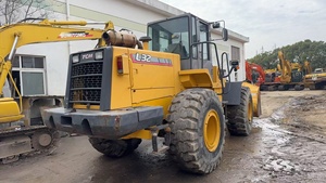 Chargeuse sur pneus TCM L32 modèle 2022, capacité nominale de 7 tonnes, chargeuse frontale, équipement de construction lourd d'occasion - Product Image 2