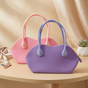 Wholesale Sweet Macaron Color Soft Silicone <b>Top</b> Handle Bag Ladies Casual Zipper Purse for Valentine's Gift & Party - Product Image 1