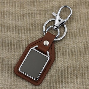 توريد هدايا معدنية صغيرة للفعاليات الترويجية، سلاسل مفاتيح من الجلد الطبيعي، سلسلة مفاتيح سيارة من الجلد الصناعي المعدني - Product Image 3