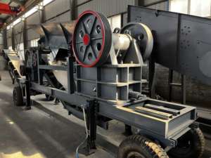 Installation de concassage mobile certifiée CE pour économie d'énergie en France, capacité 20-30 TPH, concassage primaire de galets de rivière, béton - Product Image 2