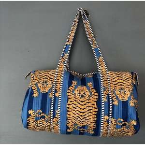 Grand sac de voyage en coton, sac de rangement fait main, sac de voyage matelassé, sac à bandoulière imprimé au bloc, sac de shopping bohème, taille standard - Product Image 1