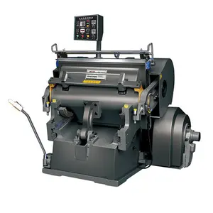 Máquina de prensado a presión/máquina de platina plana alimentada a mano/máquina de plegado troquelado manual