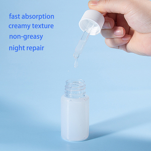 Siero Sbiancante OEM Senza Logo con Arbutina e Acido Poliglutammico, Siero Riparatore alla Ceramide, <span class=keywords><strong>Crema</strong></span> Viso per la Cura della Pelle - Product Image 2