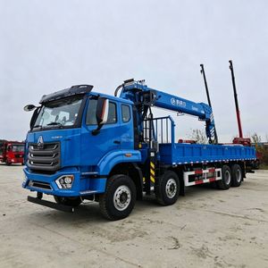 รถบรรทุกติดเครน HOWO NX 8x4 สีน้ำเงิน ขายดี พร้อมบูมไฮดรอลิกสำหรับงานหนัก ยกสูงได้ 25 เมตร เหมาะสำหรับงานอุตสาหกรรม - Product Image 5