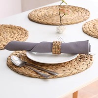 Anneaux de serviette en jacinthe jaune tissés à la main, durables et écologiques, pour restaurant occidental, design moderne et épuré, vente en gros, usage domestique
