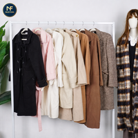 Mantel Wanita Bekas Bahan Campuran Panjang Kualitas Premium Berbagai Model Grosir Pabrik Ekspor Lintas Batas 100kg