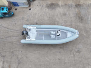 Bateau de pêche et de plaisance en fibre de verre Profisher de 8 m, expédié - Product Image 5