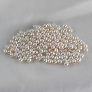 Flawless 4-5mm Freshwater Half-Hole Rice <b>Pearl</b> Natural <b>Loose</b> Droplet Shaped Bare <b>Pearl</b> - Product Image 4