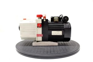 Plc <strong>Pfeiffer</strong> 2.5 Pk D41 064f G3170-80026 Vacuum 3600 1/min Used for Warranty Product - Product Image 2