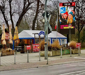 Yake – affichage Led d'intérieur sur pied, Solution de vente au détail Wifi 4g Usb Led affiche Portable numérique intelligent Led Iposter - Product Image 5