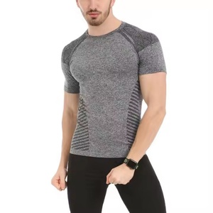 Camiseta Deportiva Estampada Ajustada para Hombre al por Mayor, Personalizada para Gimnasio y Entrenamiento, de Secado Rápido, Transpirable, 240 Gramos, Jersey Liso - Product Image 2